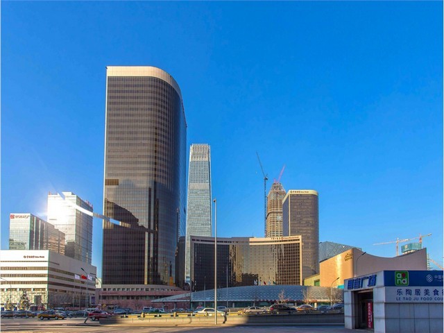 广东流行款服装价格